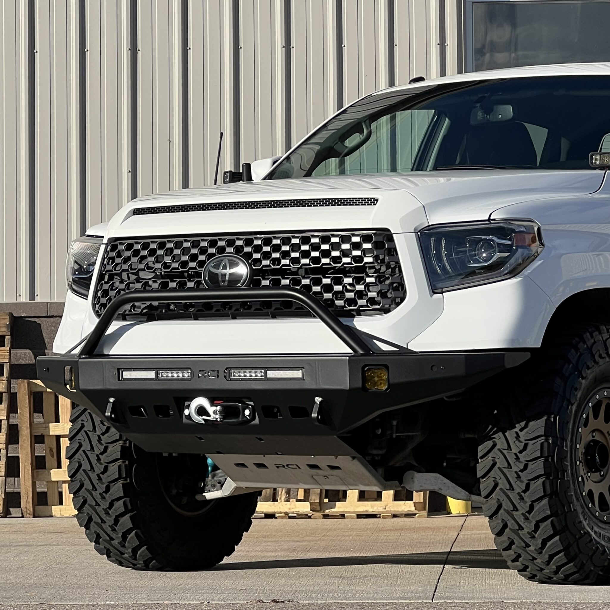 Arapaho Series Front Bumper | 14-21 Tundra | RCI Off Road